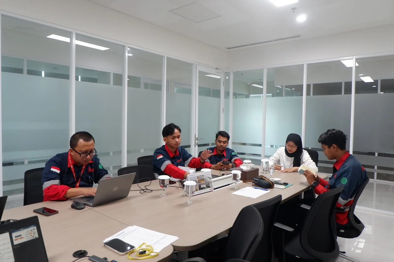 Inhouse Bimtek dan Uji Kompetensi SMK2 PT Berkah Kawasan Manyar Sejahtera BKMS Gresik - dokumentasi 2
